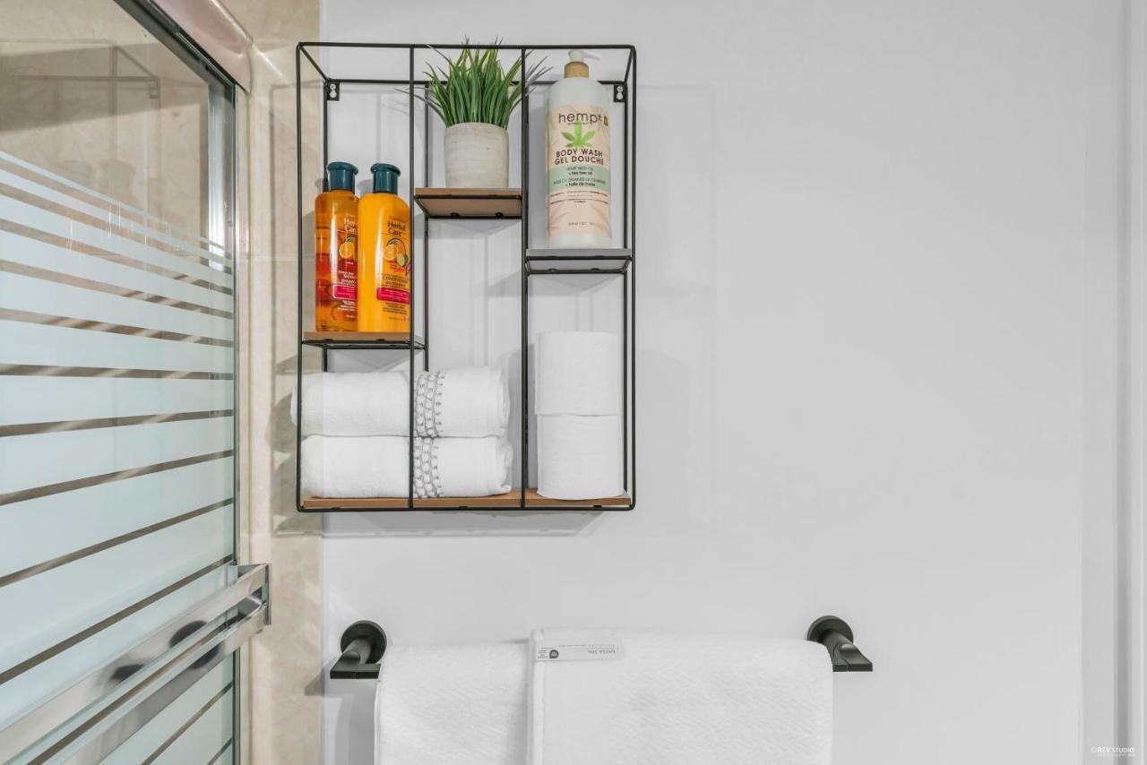 וונקובר 1-Br Condo In Downtown Coal Harbour With Parking And City Views מראה חיצוני תמונה