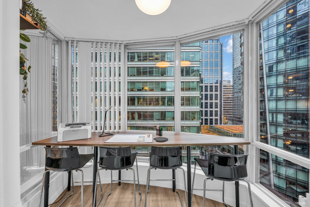 וונקובר 1-Br Condo In Downtown Coal Harbour With Parking And City Views מראה חיצוני תמונה