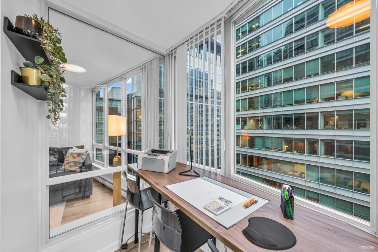 וונקובר 1-Br Condo In Downtown Coal Harbour With Parking And City Views מראה חיצוני תמונה
